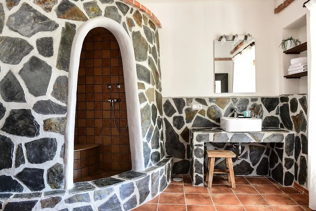 La Perla De Frigiliana Bed & Breakfast Deluxe 4*,